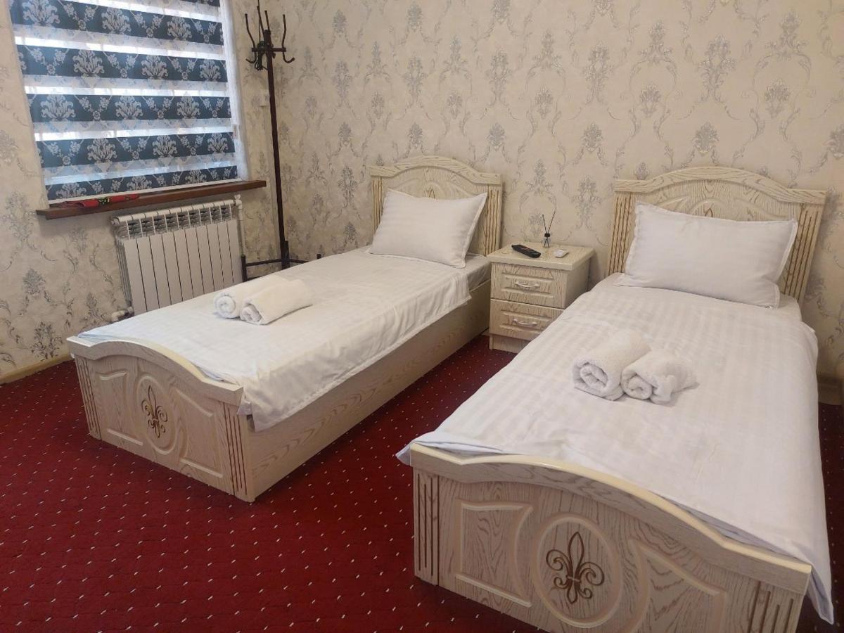 Family Guest House Seven Szamarkand Kültér fotó